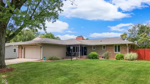 212 S 12th Ave, Beech Grove, IN 46107
