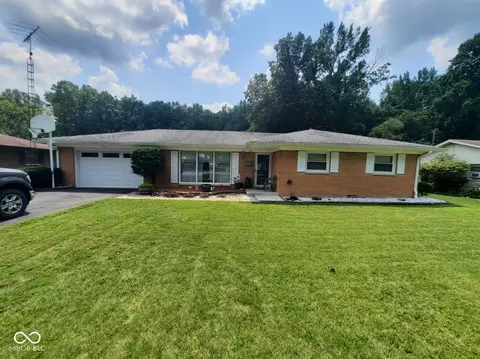 208 South St, North Vernon, IN 47265