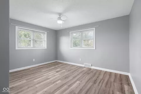 5546 Denoise St, Columbus, IN 47201 photo 15