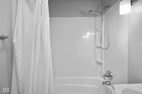 5546 Denoise St, Columbus, IN 47201 photo 19