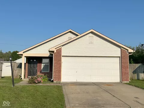 1321 Cliff Ridge Ct, Indianapolis, IN 46217