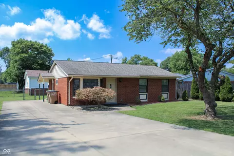 1162 Mcclure Rd, Columbus, IN 47201