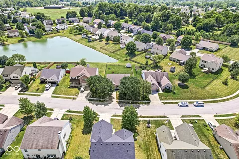 7159 Fields Dr, Indianapolis, IN 46239 photo 4