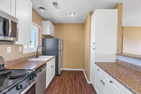 Kitchen - 12555 E 266th St, Arcadia, IN 46030 photo 1 of 2