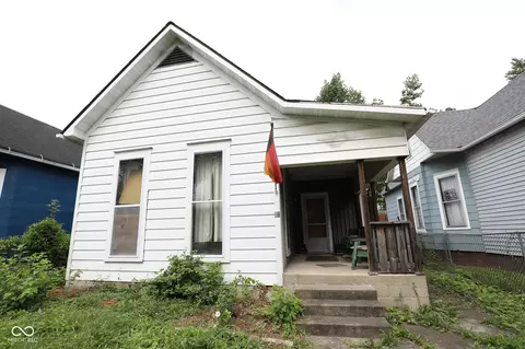 67 S 15th St, Terre Haute, IN 47807
