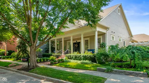2016 Rhettsbury St, Carmel, IN 46032