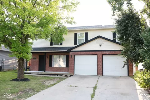 4032 Waterfield Dr, Indianapolis, IN 46235