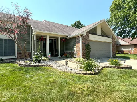Exterior - 934 Jonathan Dr, Plainfield, IN 46168 photo 3 of 14