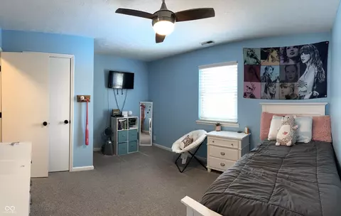 Bedroom - 934 Jonathan Dr, Plainfield, IN 46168 photo 5 of 7