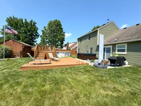 Exterior - 934 Jonathan Dr, Plainfield, IN 46168 photo 6 of 14