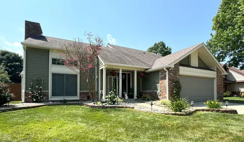 934 Jonathan Dr, Plainfield, IN 46168