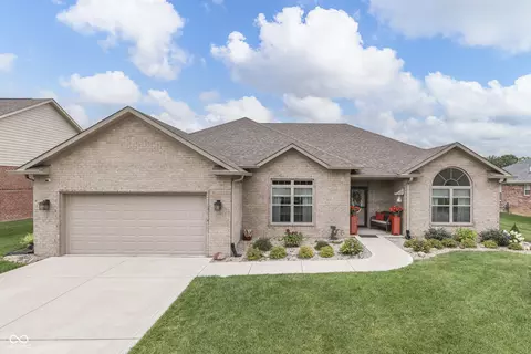 4925 E Clearview Dr, Mooresville, IN 46158