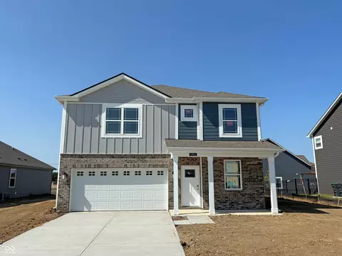 5846 Handbell Ln, Greenwood, IN 46143