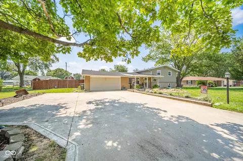 105 Cottonwood Dr, Anderson, IN 46012