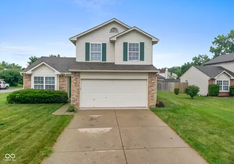 2828 Lambdin Ct, Indianapolis, IN 46268