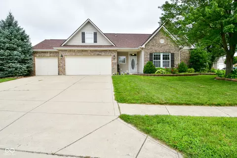 10698 Armstead Ave, Indianapolis, IN 46234