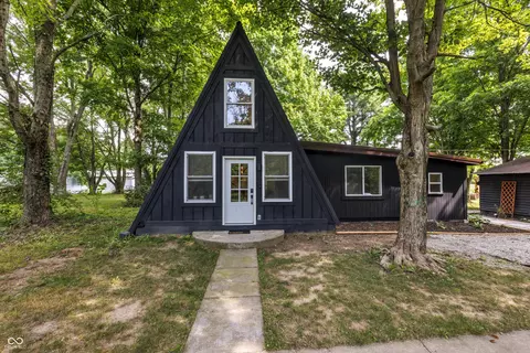 7042 E 1000 N, Pendleton, IN 46064 photo 2