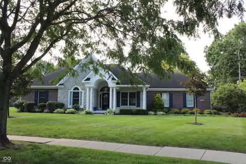 1225 Heritage Ln, Franklin, IN 46131