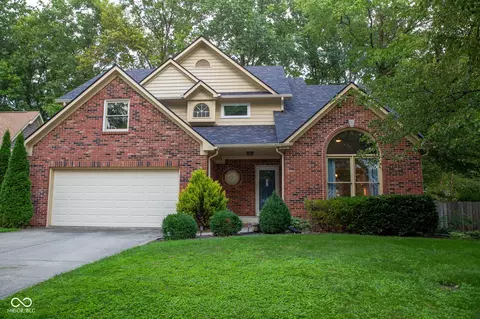 7591 Pinesprings W Dr, Indianapolis, IN 46256
