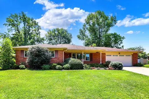 6811 Shalimar Ct, Indianapolis, IN 46214