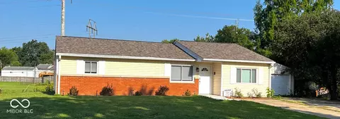 1128 Ridge Top Dr, Greenwood, IN 46142