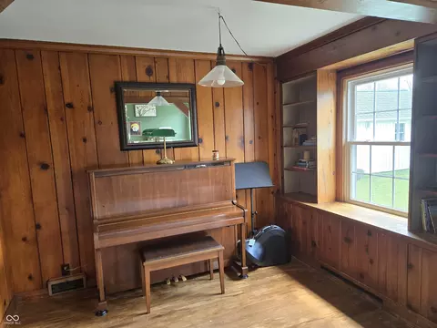 2015 20th St, Columbus, IN 47201 photo 18