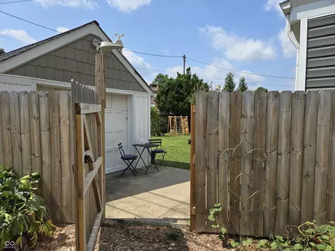 2015 20th St, Columbus, IN 47201 photo 52