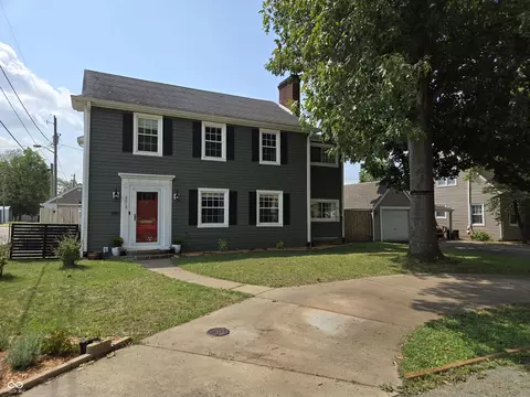 2015 20th St, Columbus, IN 47201