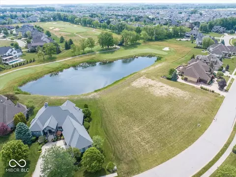 11299 Golden Bear Way, Noblesville, IN 46060