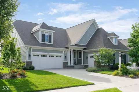 15211 Mooring Cir W, Carmel, IN 46033