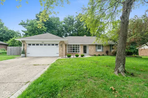 450 S Serenity Way, Greenwood, IN 46142
