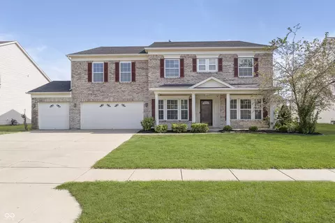 10693 Mcclain Dr, Brownsburg, IN 46112