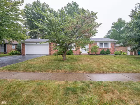 521 Lawndale Dr, Plainfield, IN 46168