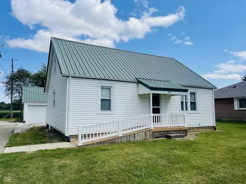 202 S Meridian St, Sulphur Springs, IN 47388