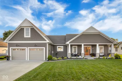 960 Kimberly Dr, Brownstown, IN 47220