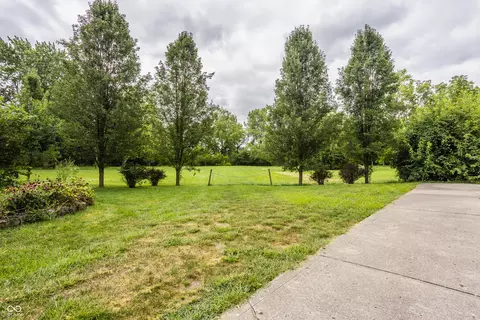 1217 E 88th St, Indianapolis, IN 46240
