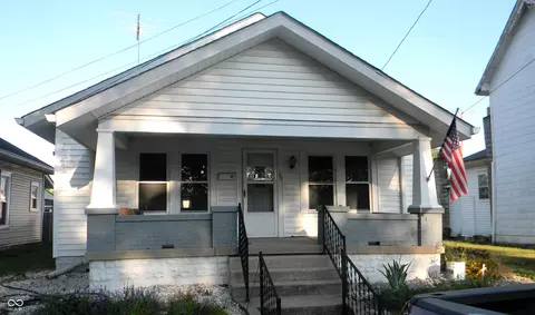 30 S Madison St, Knightstown, IN 46148