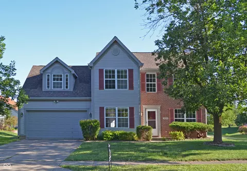 10315 Packard Dr, Fishers, IN 46037