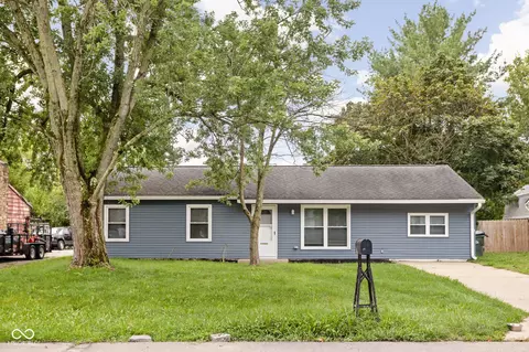 141 Meadow Pl, Hope, IN 47246