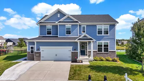 15753 Conductors Dr, Westfield, IN 46074