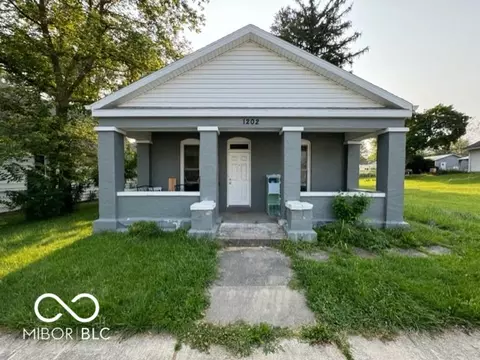1202 S Shipley St, Muncie, IN 47302