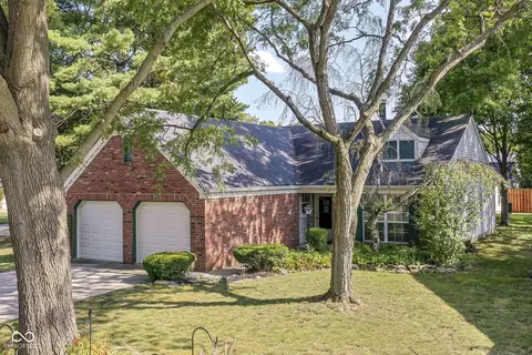 9478 Colony Pointe East Dr, Indianapolis, IN 46250