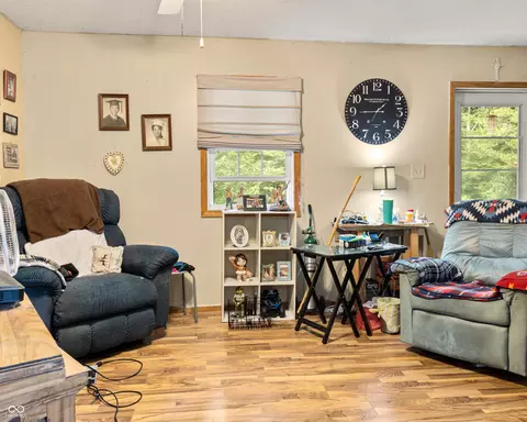 Living - 5842 E Michaels Rd, Bloomfield, IN 47424 photo 1 of 2