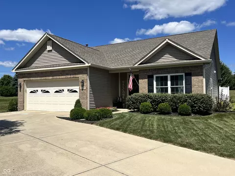 10576 Cobton Cir, Noblesville, IN 46060