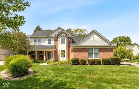 8284 Ambleside Ct, Indianapolis, IN 46256