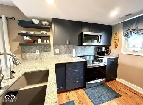 Kitchen - 2040 Waters Edge Dr, Bloomington, IN 47401 photo 3 of 3