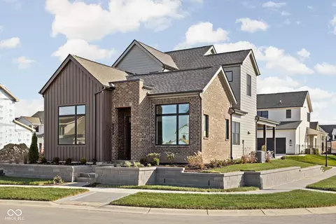 17327 Newton Main St, Westfield, IN 46074
