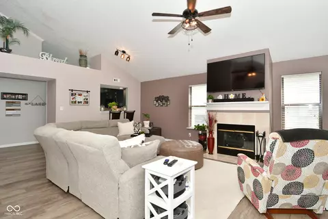 3347 Oceanline Dr, Indianapolis, IN 46214 photo 8