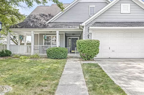 17809 Village Center Dr, Noblesville, IN 46062