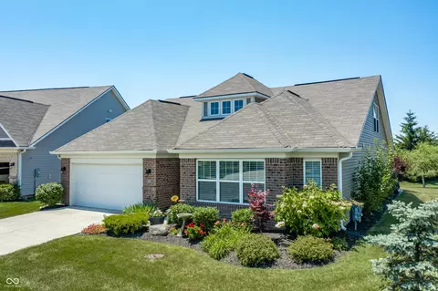 9521 Rocky Shore Dr, Mccordsville, IN 46055